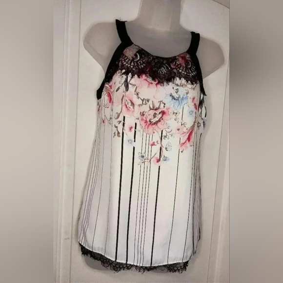 WHITE HOUSE BLACK MARKET Barbiecore boho chic lace flowy floral top (#888) - Picture 9 of 9